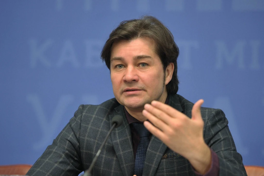 {Євгеній Миколайович Нищук: голос Майдану, міністр культури та натхненний  лідер Театру Франка - Fair.org.ua}