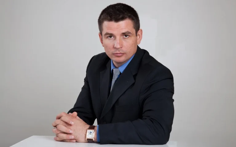 Валентин Гладких: биография, личная жизнь и карьера