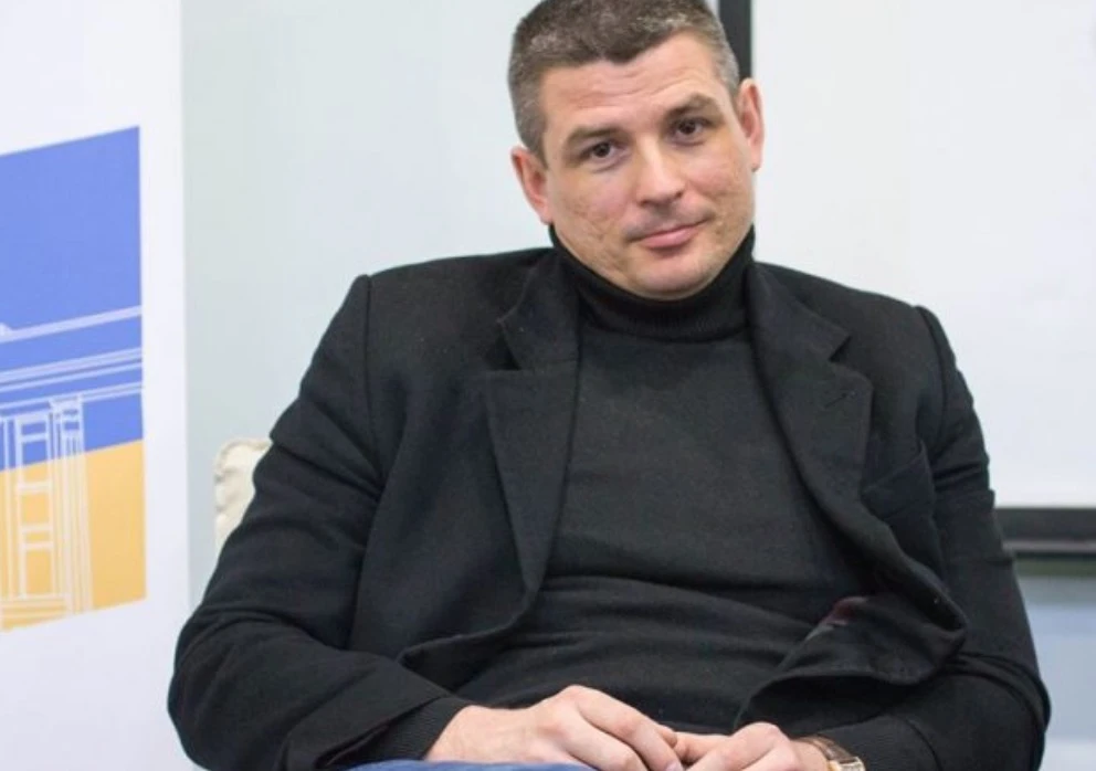 {Гладких Валентин Валерьевич - биография. Политолог. Семья. Возраст. Личная  жизнь. Стаханов | ua-rating.com}