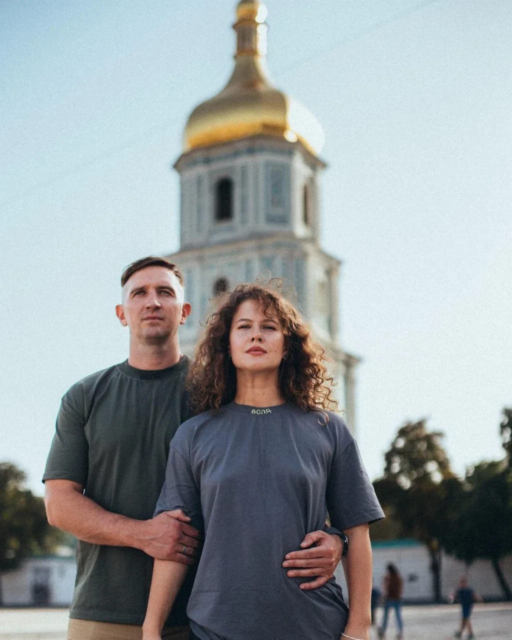 {Дмитро Сова дружина: акторка Дар