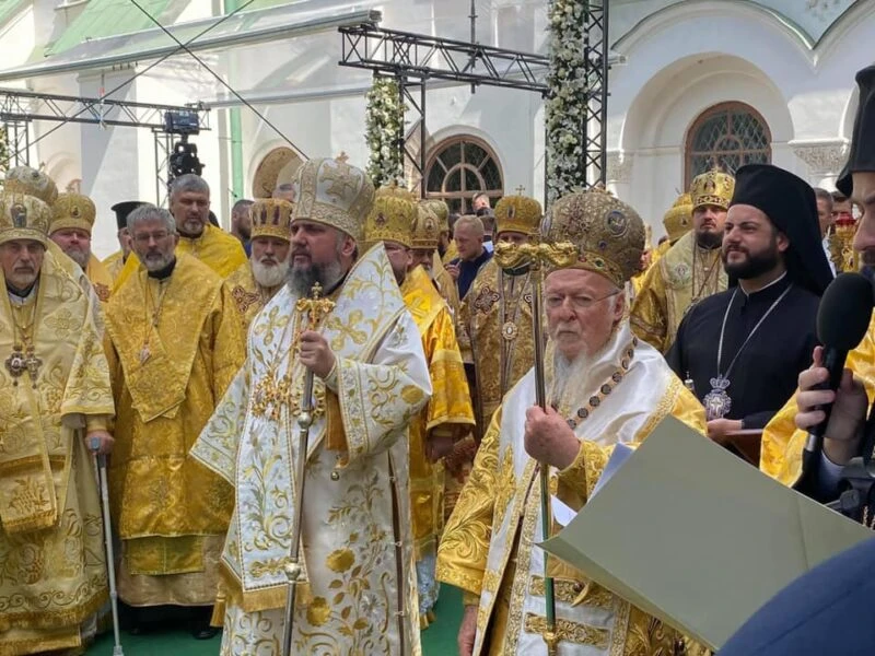 {Митрополит Епіфаній: «Як батьки благословляють своїх дітей, Вселенський  Патріарх своєю молитвою благословляє наші досягнення» - Духовна Велич Львова}