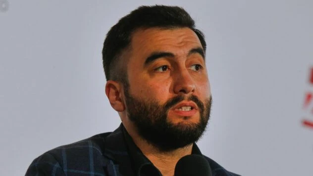 Арсен Жумаділов подав заяву на звільнення з АОЗ