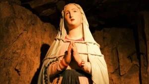 Різдво Пресвятої Богородиці: молитви про допомогу та захист